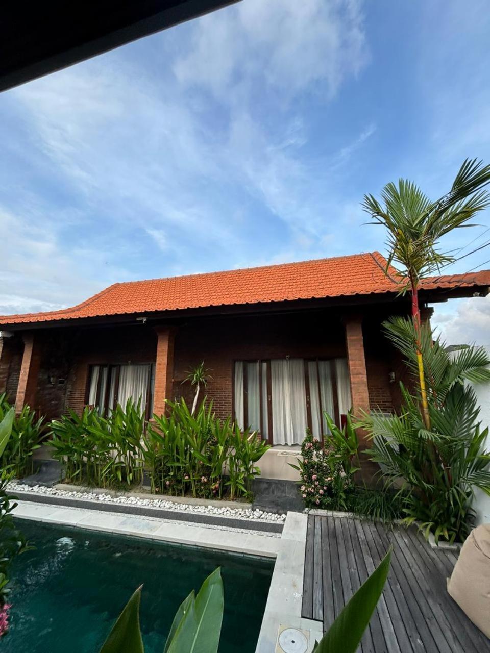 Villa Moza Canggu Buitenkant foto